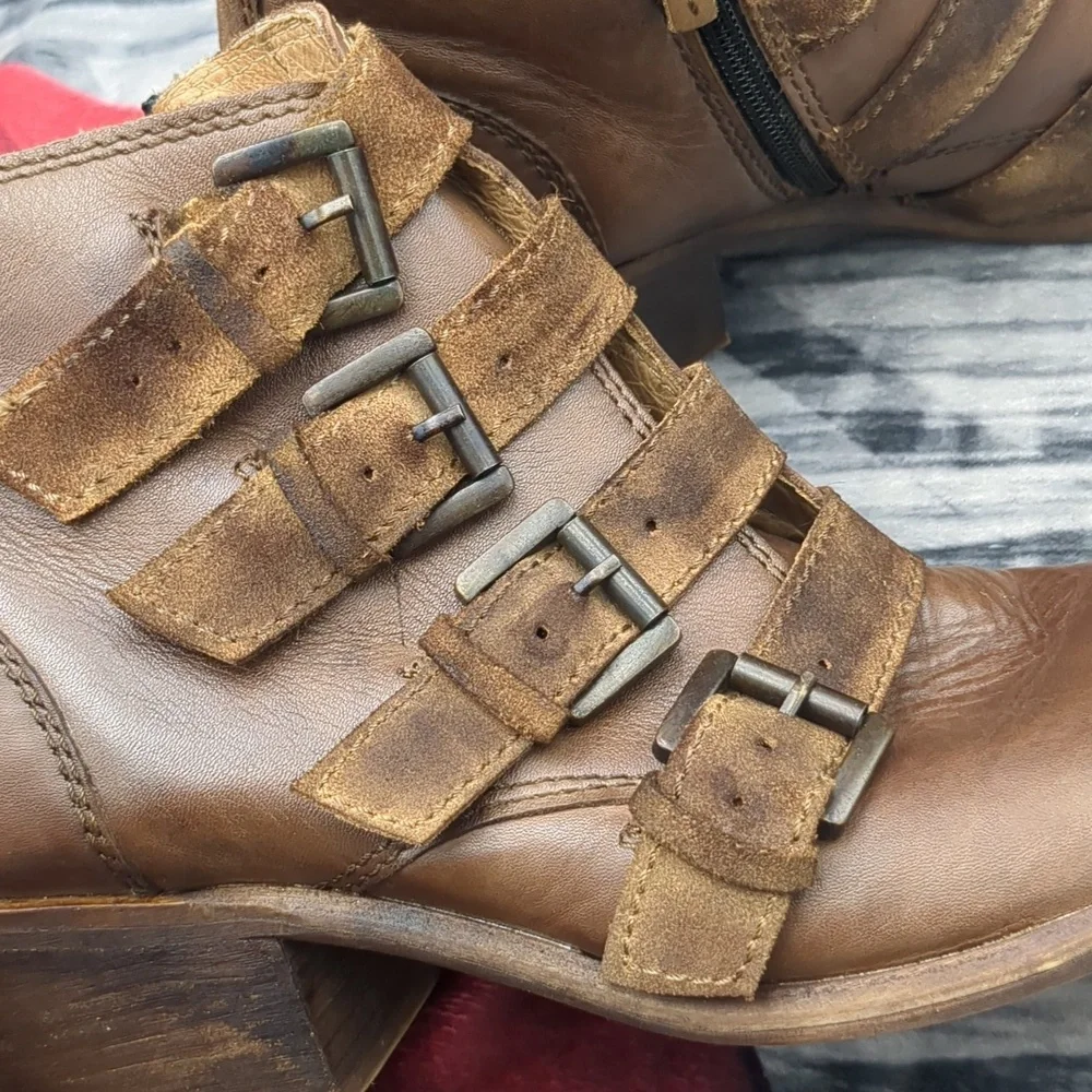 Roan by Bed Stu distressed leather